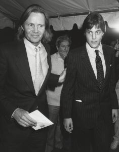 Jon Voight and son, James 1987, NY.jpg
